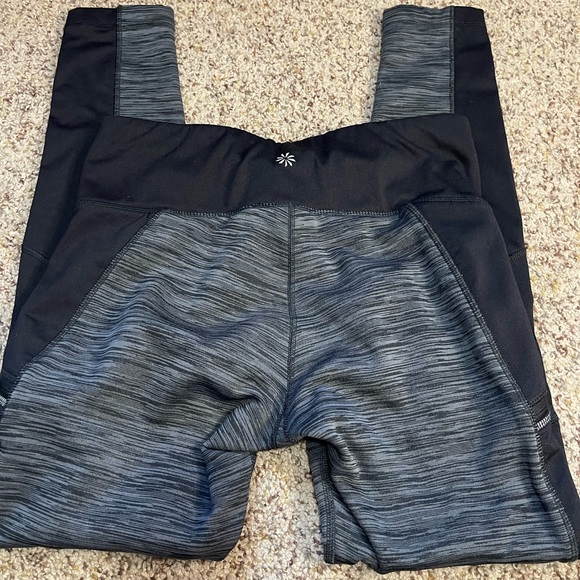 Athleta Fleece Lined Leggings Size Medium - Picture 3 of 10